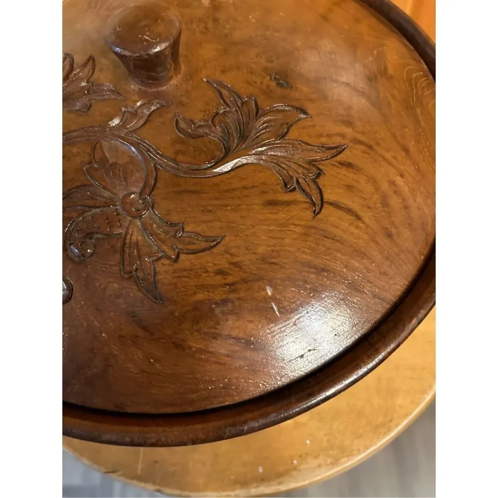 Vintage wood carved bowl with lid floral (7701)